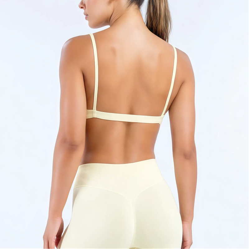 HISTELLO インパクトスクープネックブラ レディース  - Sports Bra High Impact のレビューと価格