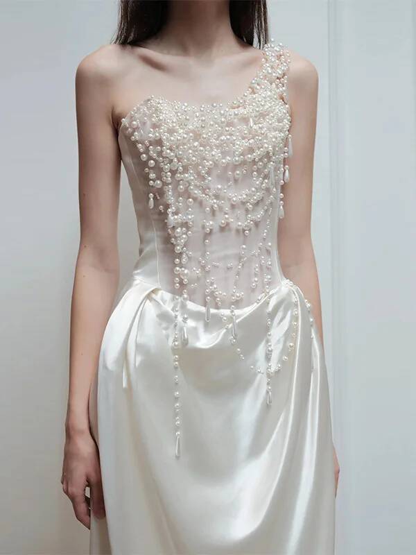 2025年フランス製ストラップレスイブニングドレス、花嫁向け - Slip Dress Satin のレビューと価格